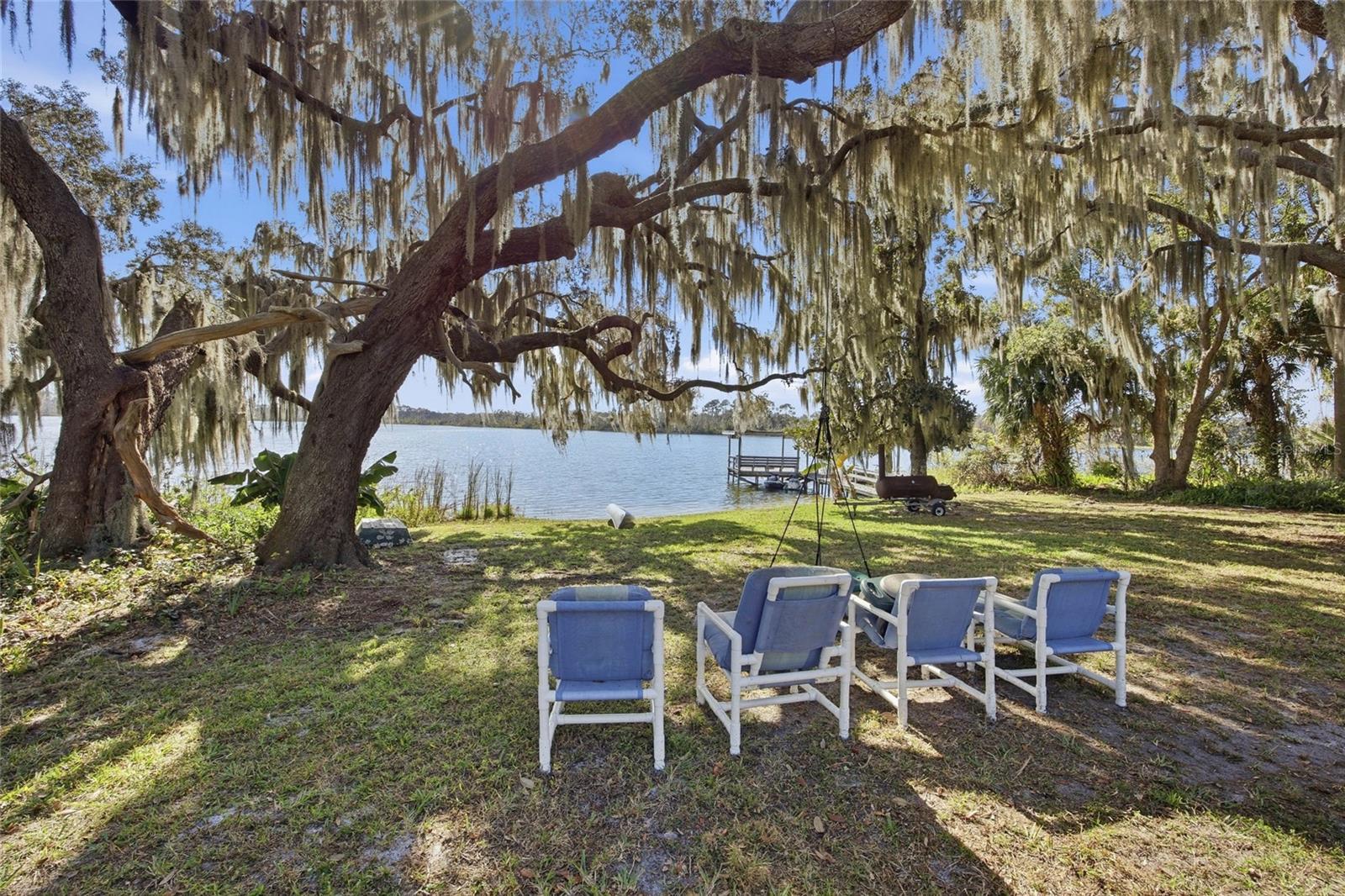 UMATILLA PALM COURT - Residential