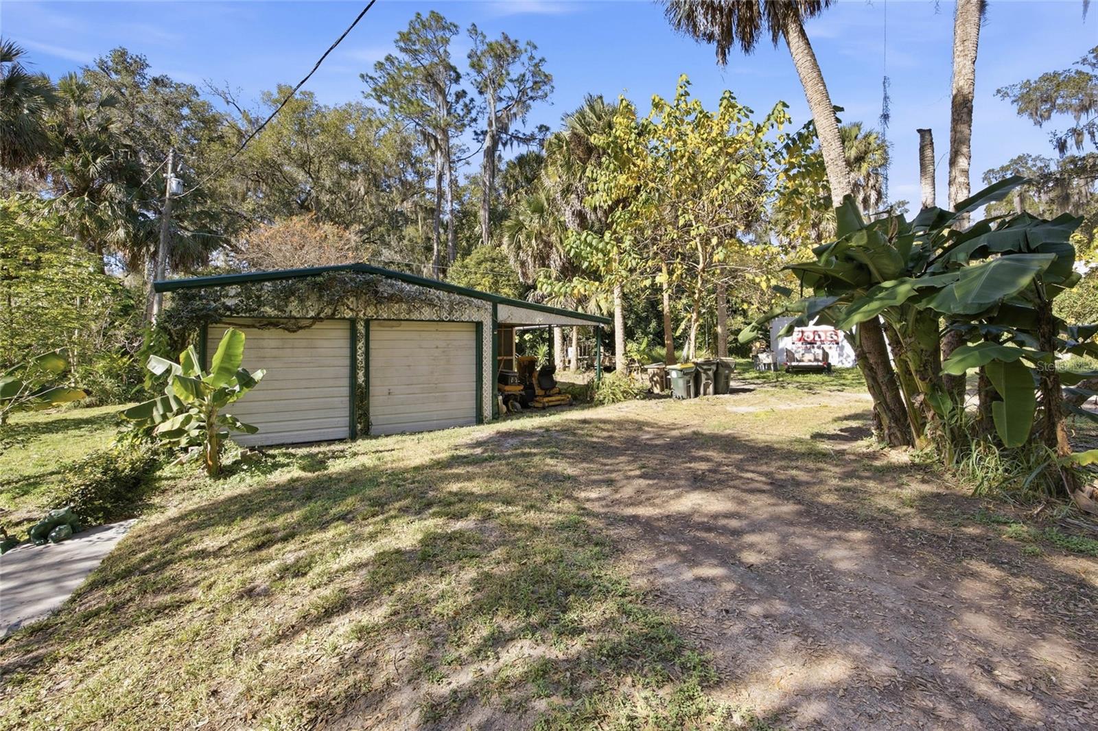 UMATILLA PALM COURT - Residential