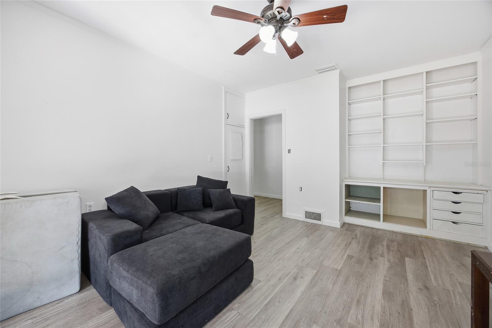 UMATILLA PALM COURT - Residential