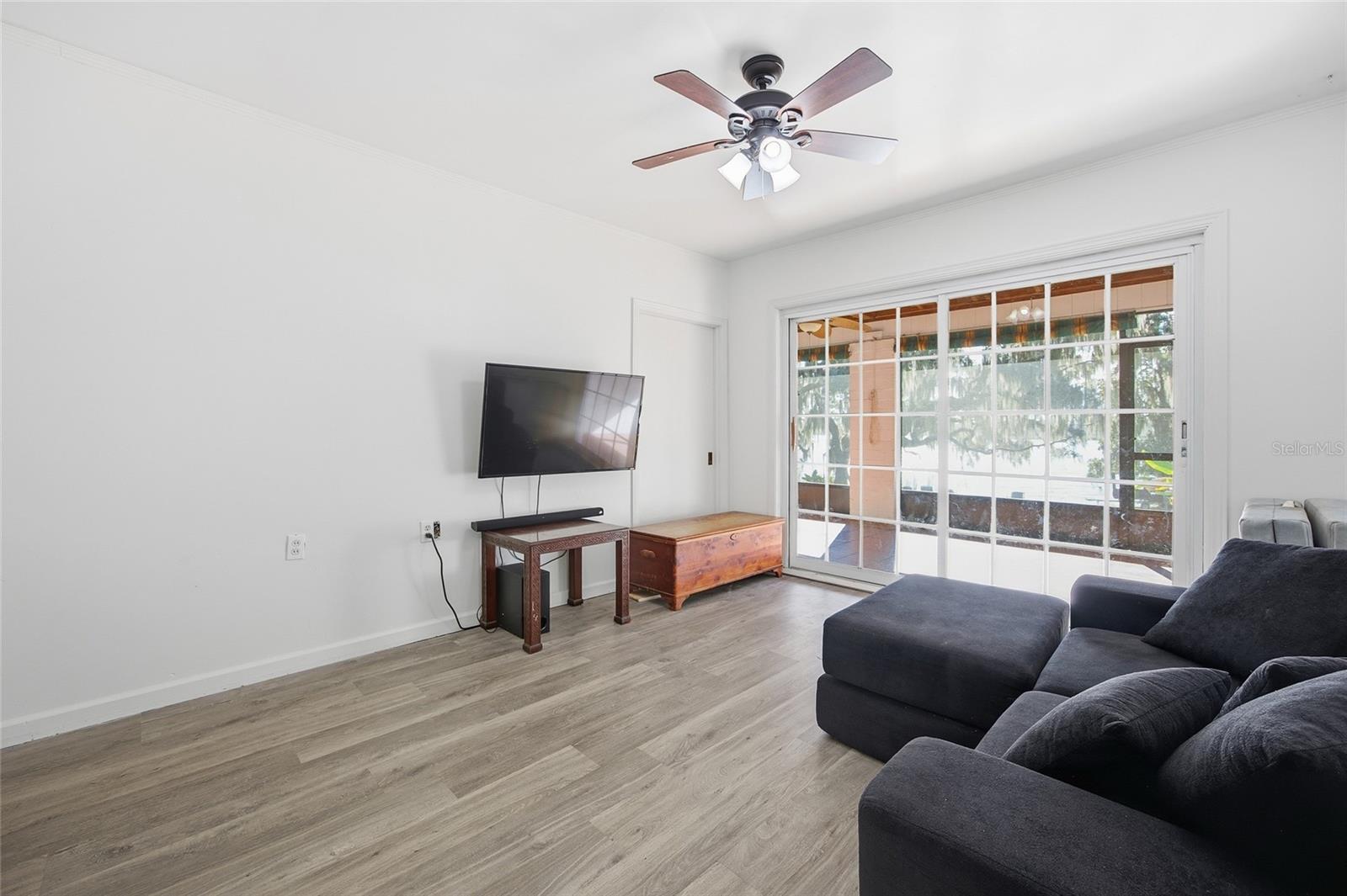 UMATILLA PALM COURT - Residential