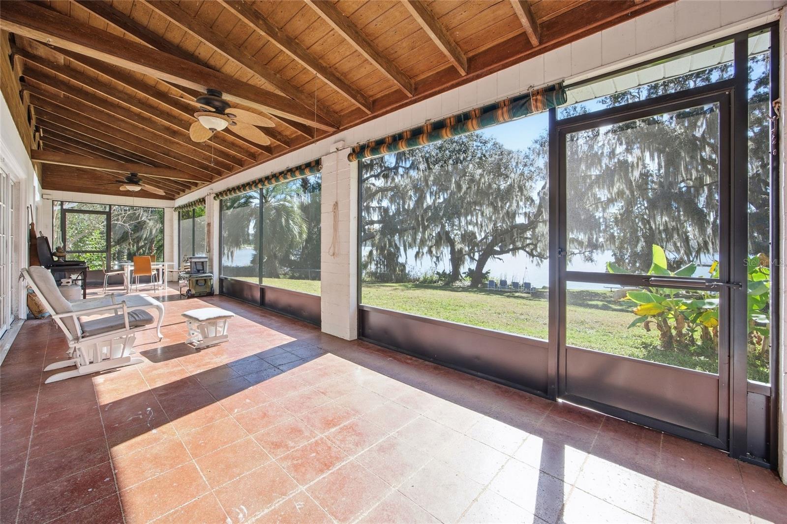 UMATILLA PALM COURT - Residential