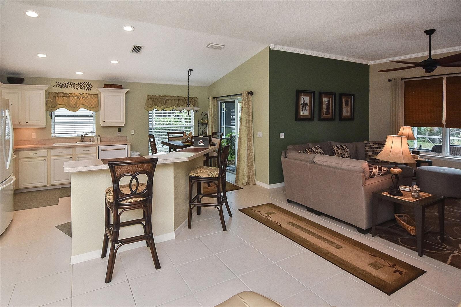 LAKESIDE PLANTATION - Residential