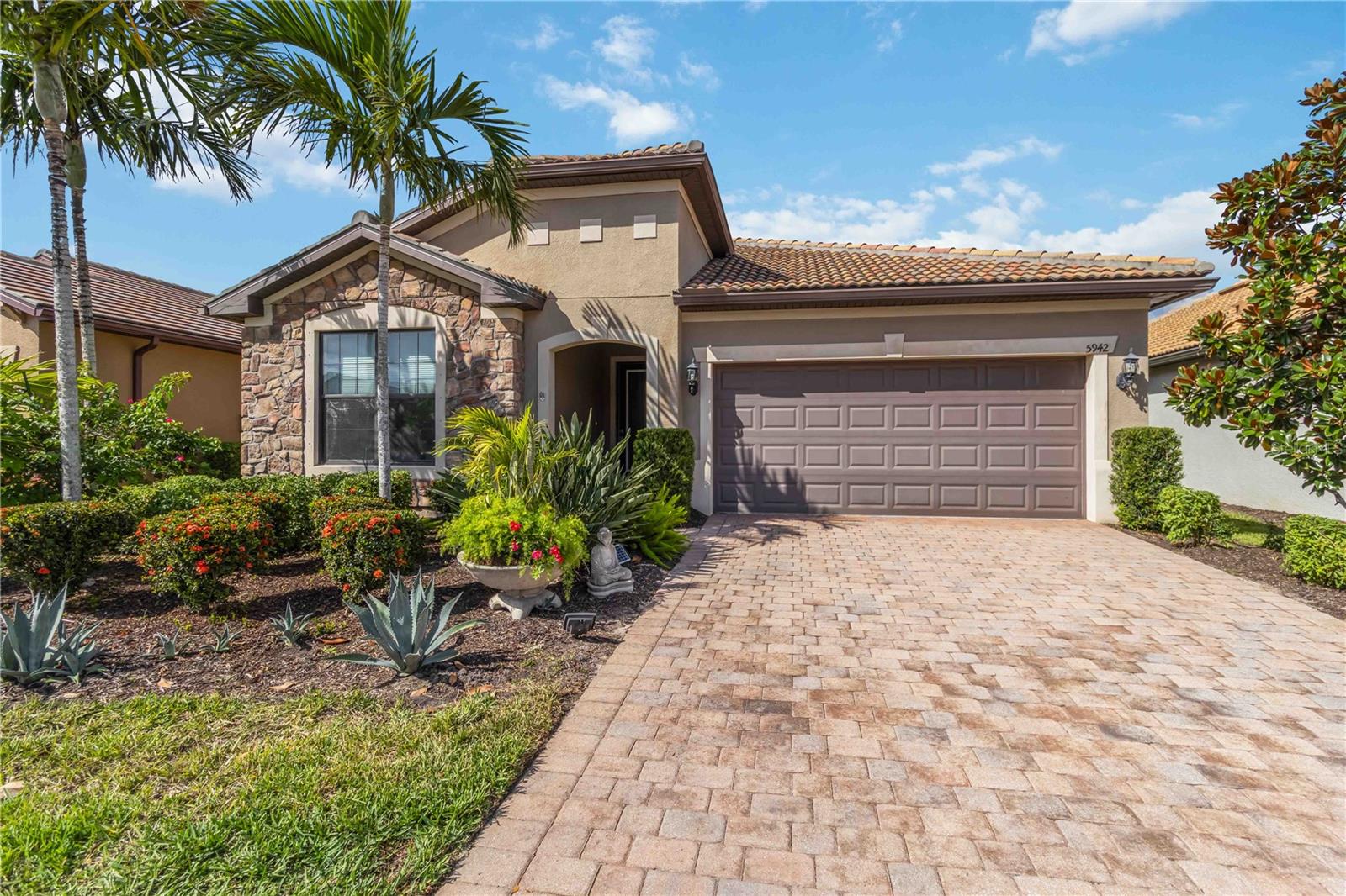SANDHILL PRESERVE - Residential