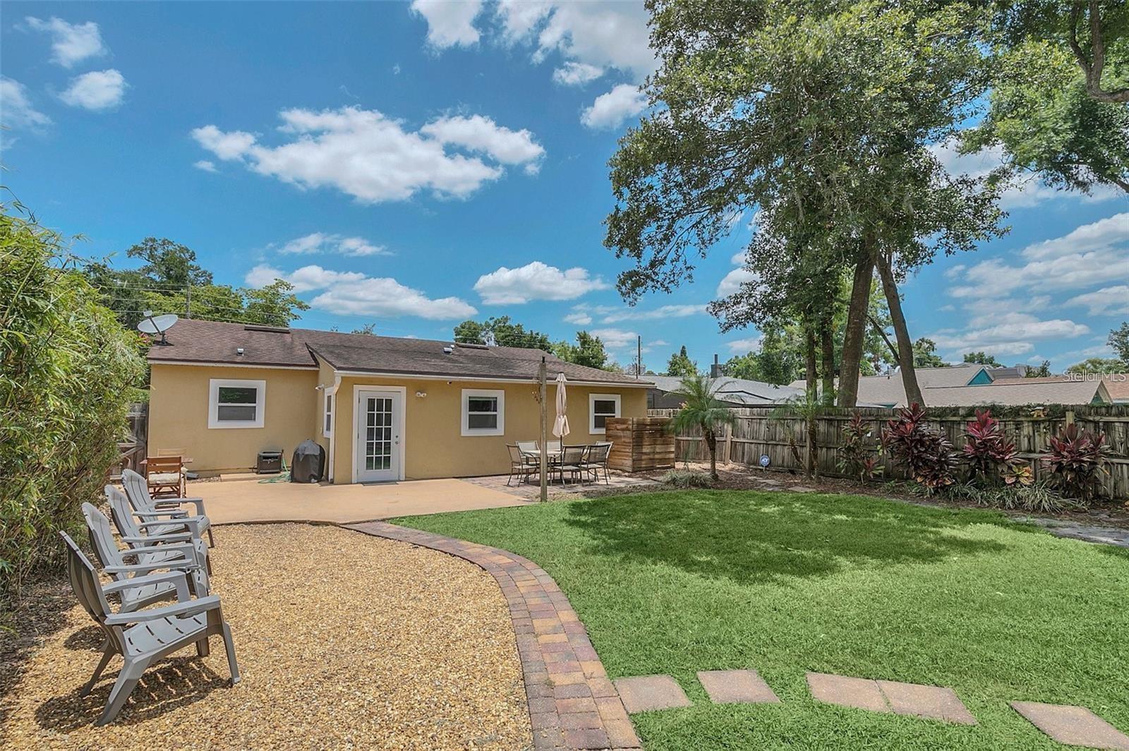 LAKE DAVIS HEIGHTS - Residential Lease