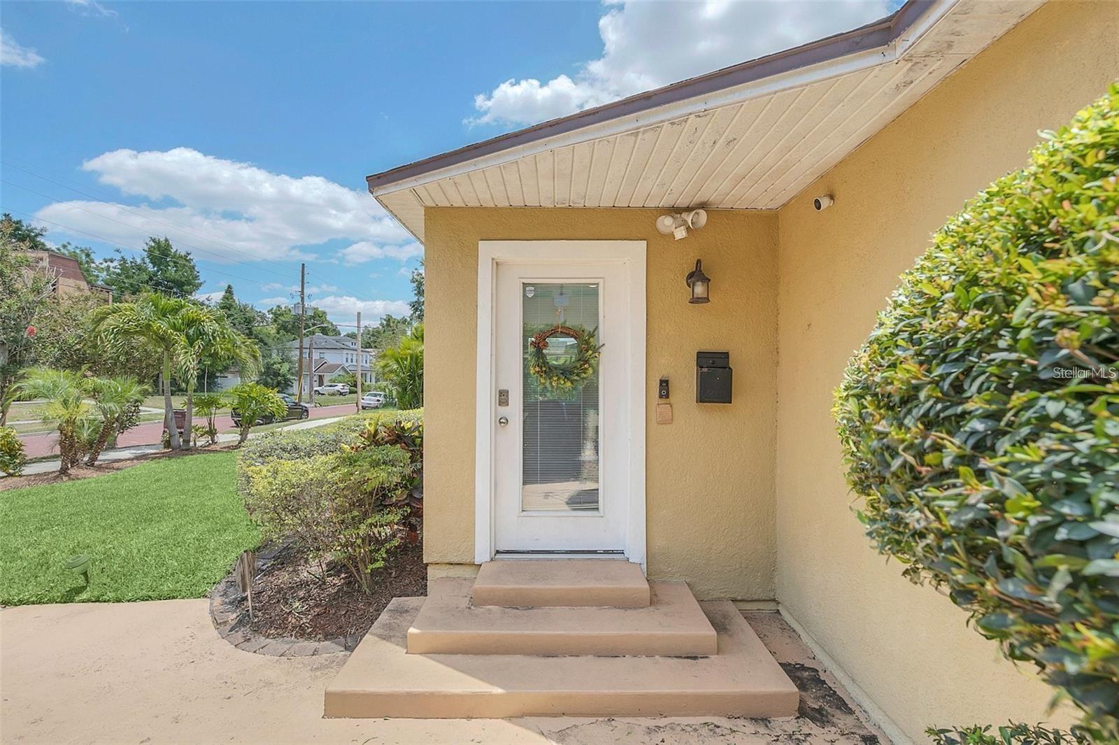 LAKE DAVIS HEIGHTS - Residential Lease