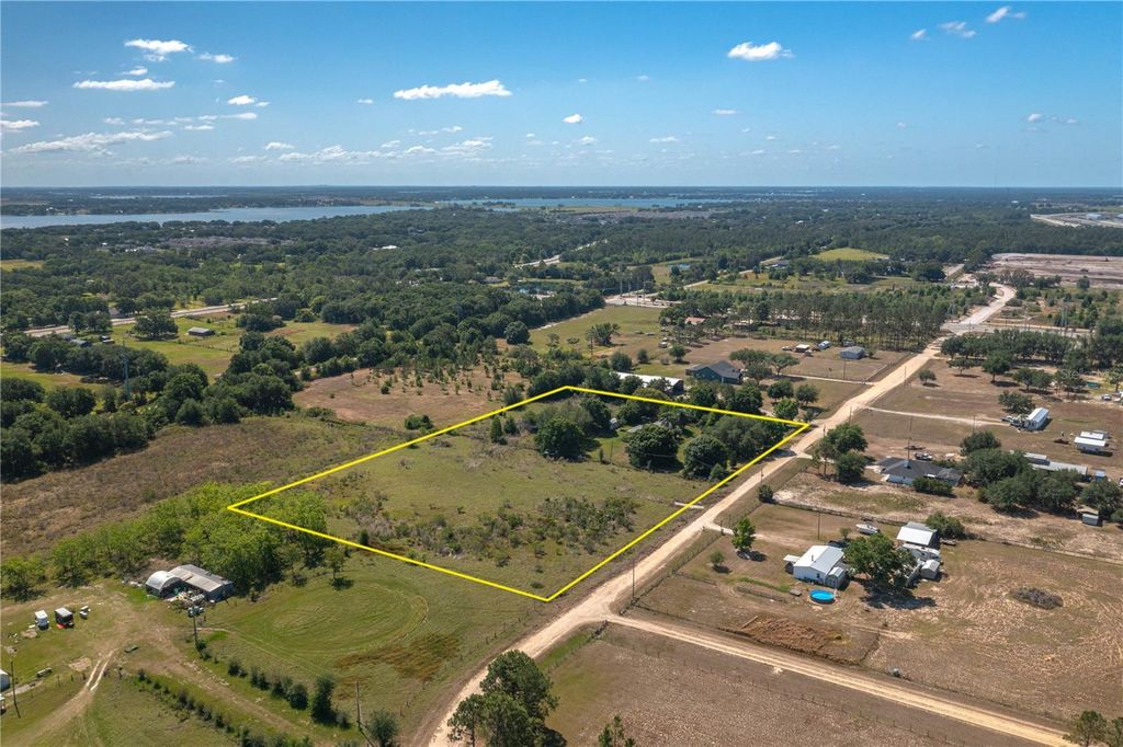 Photo of 256 Sunridge Drive, Auburndale, FL 33823 (MLS # L4952409)