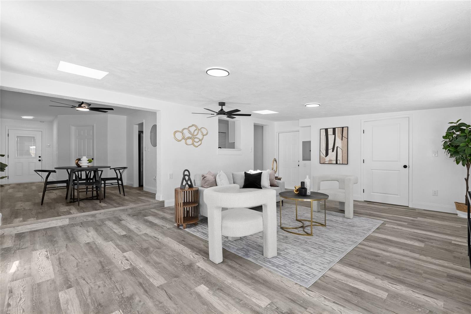 1259 SCOTTSDALE DRIVE