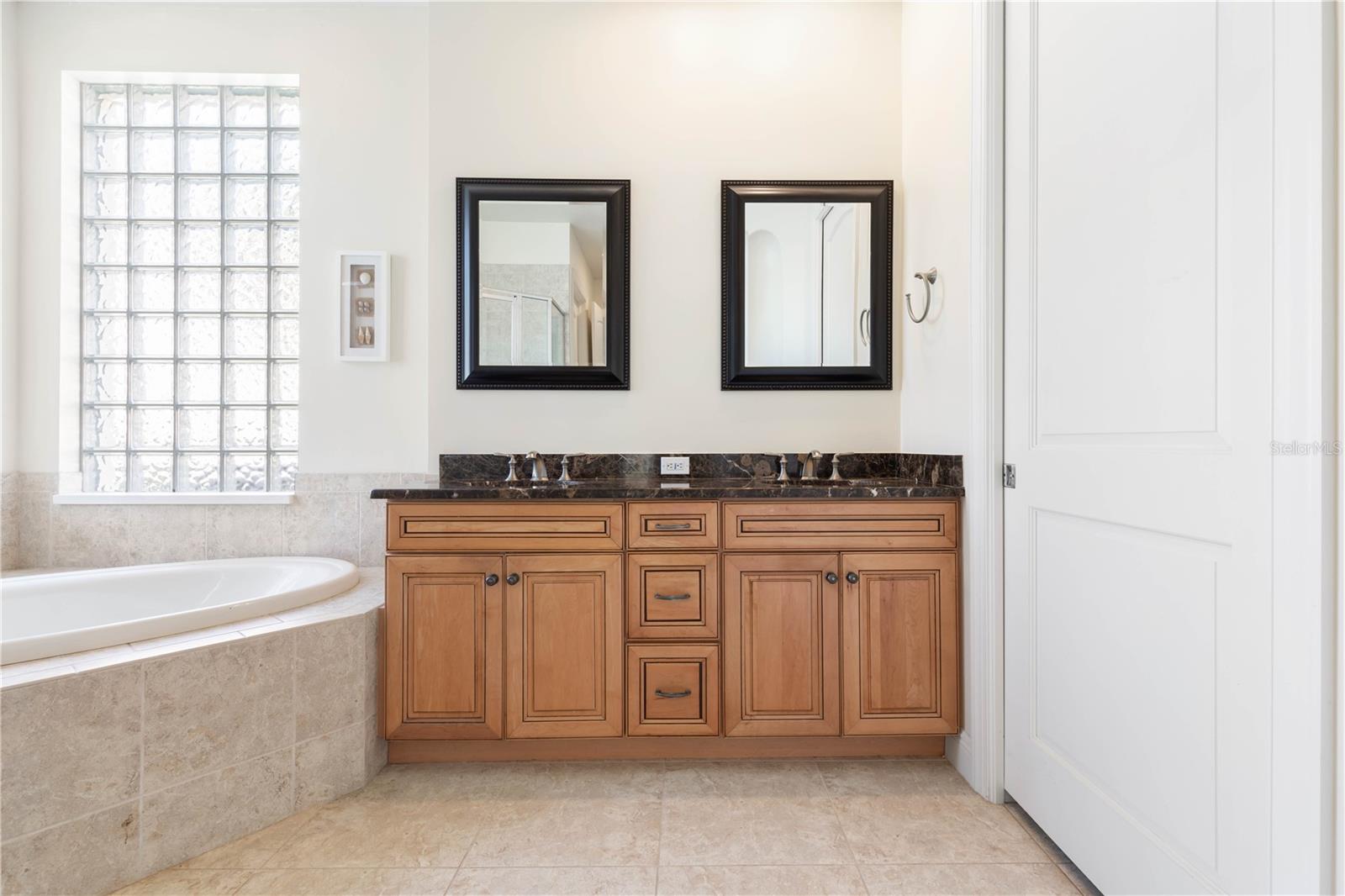 HAMMOCK DUNES - Residential