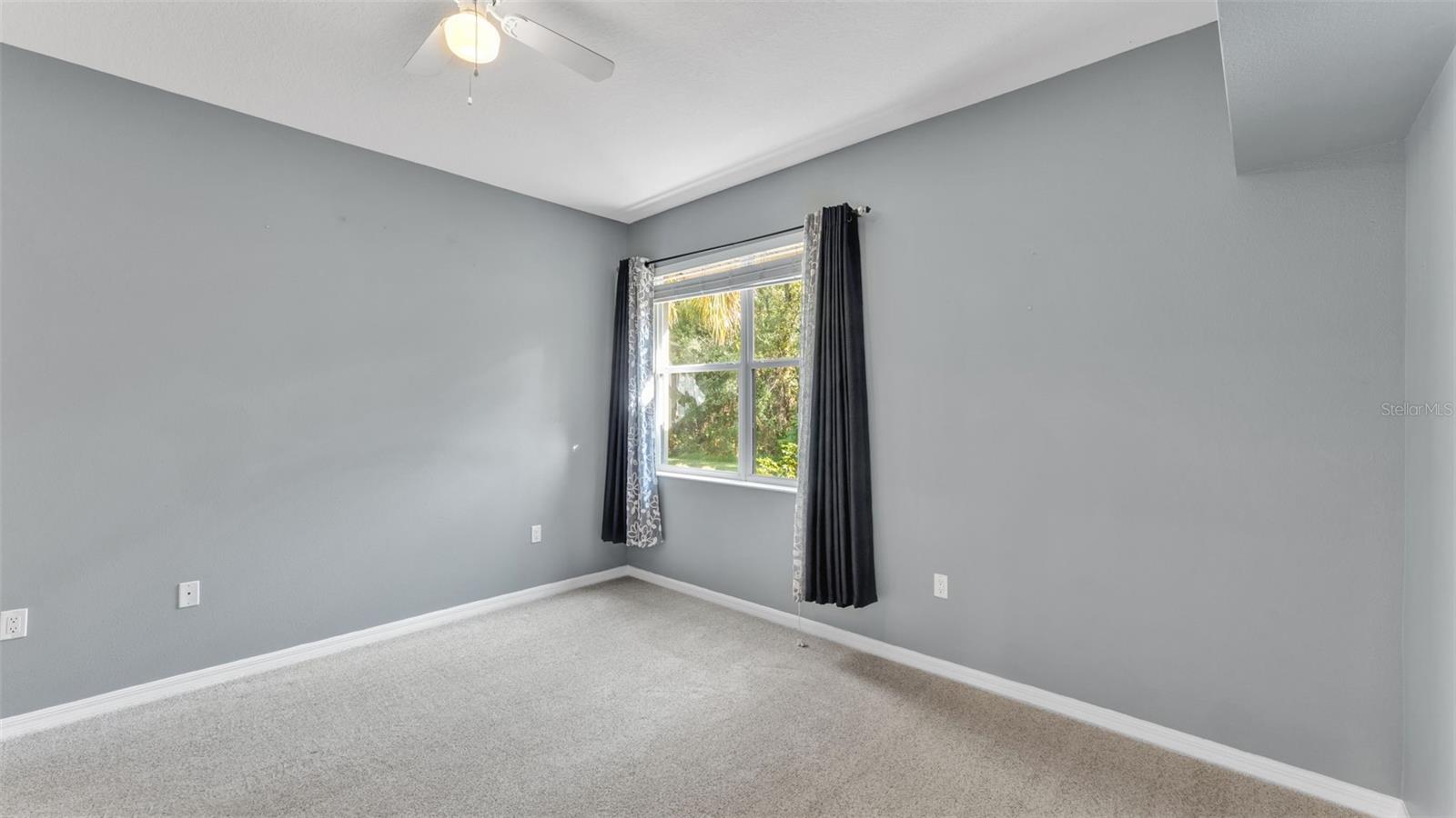 CHELSEA OAKS - Residential