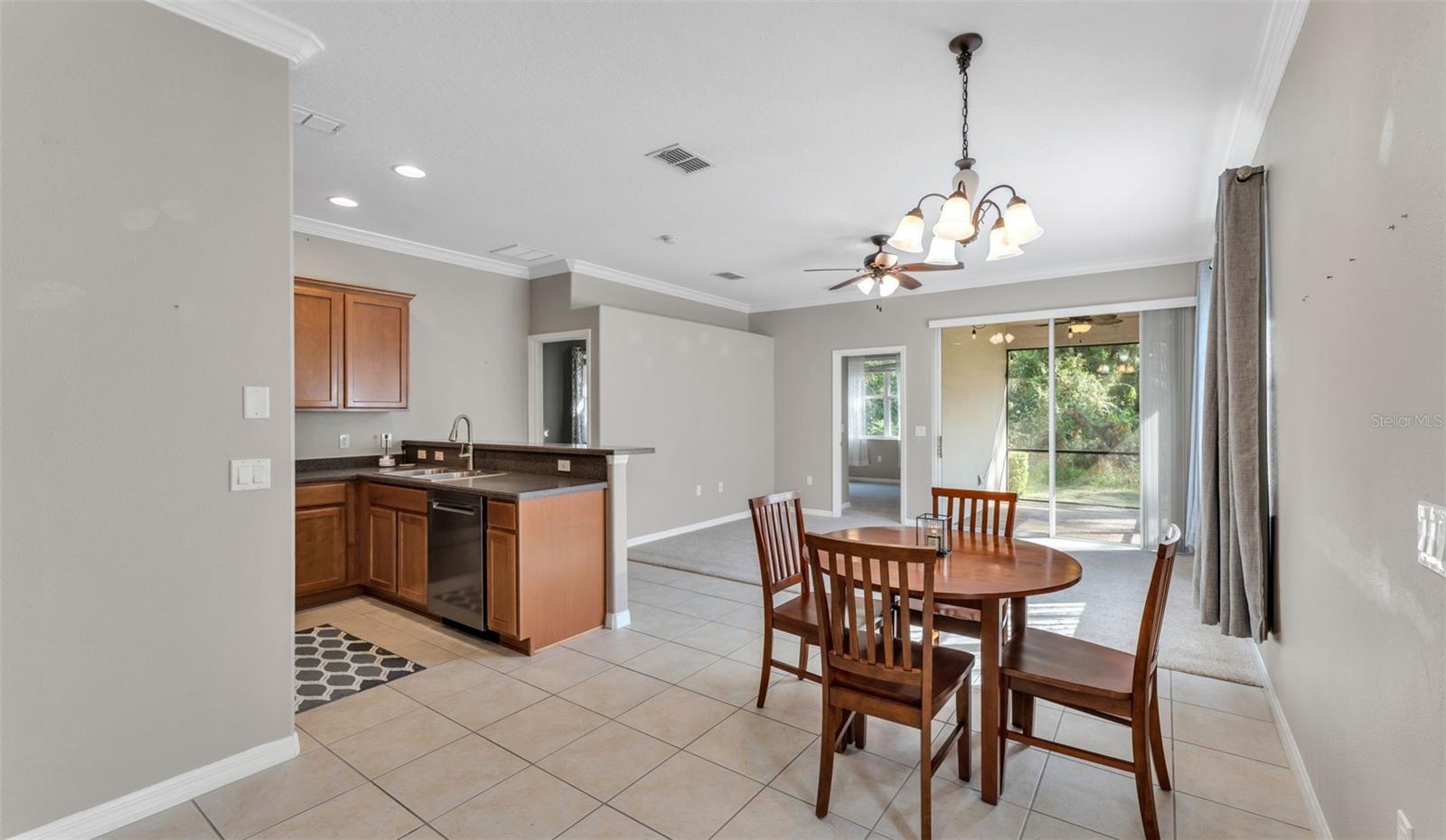 CHELSEA OAKS - Residential