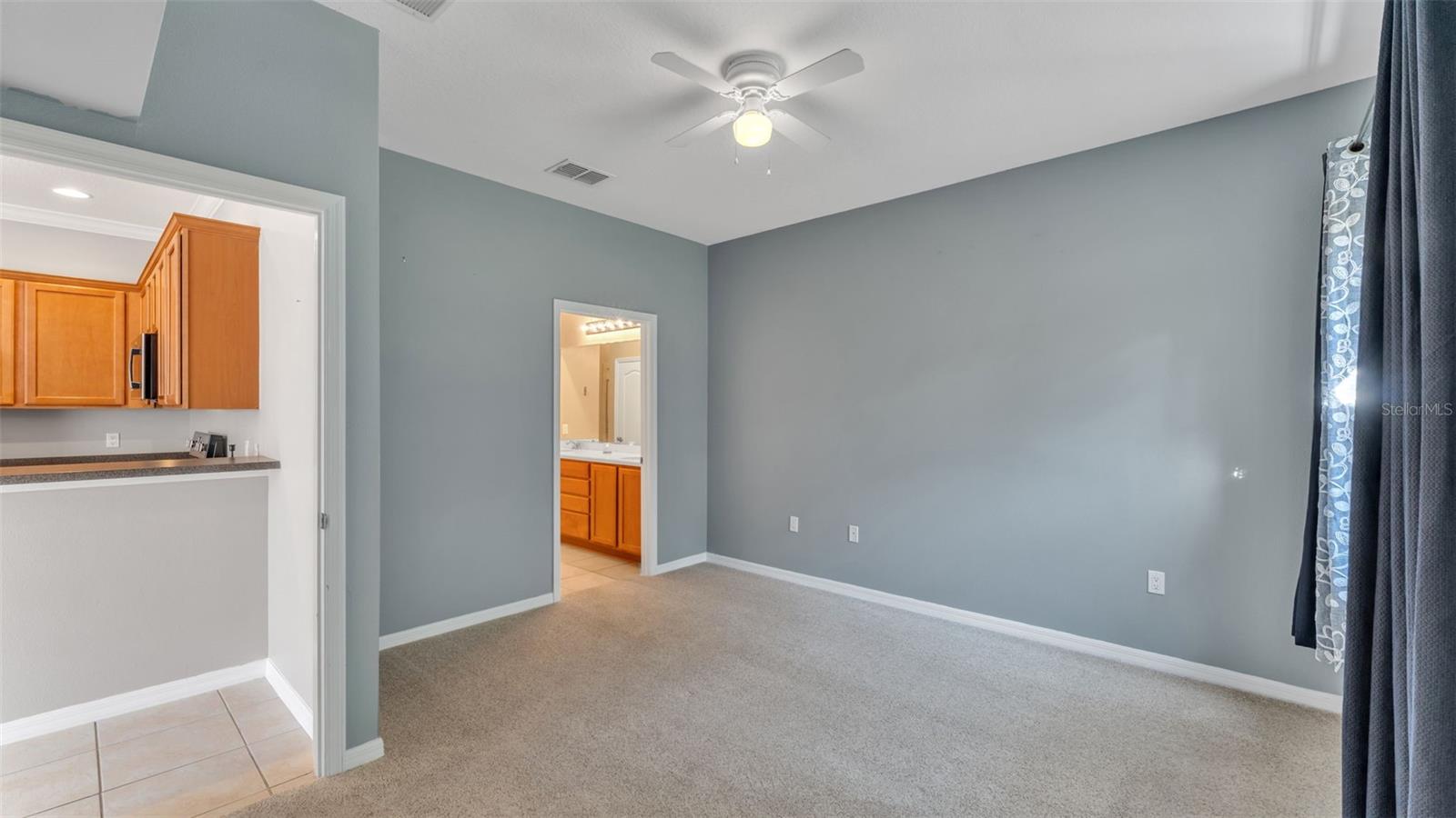 CHELSEA OAKS - Residential