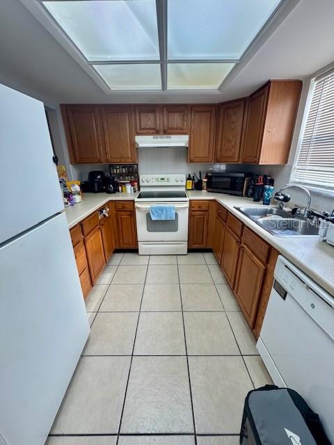 144 DOUGLAS ROAD W F