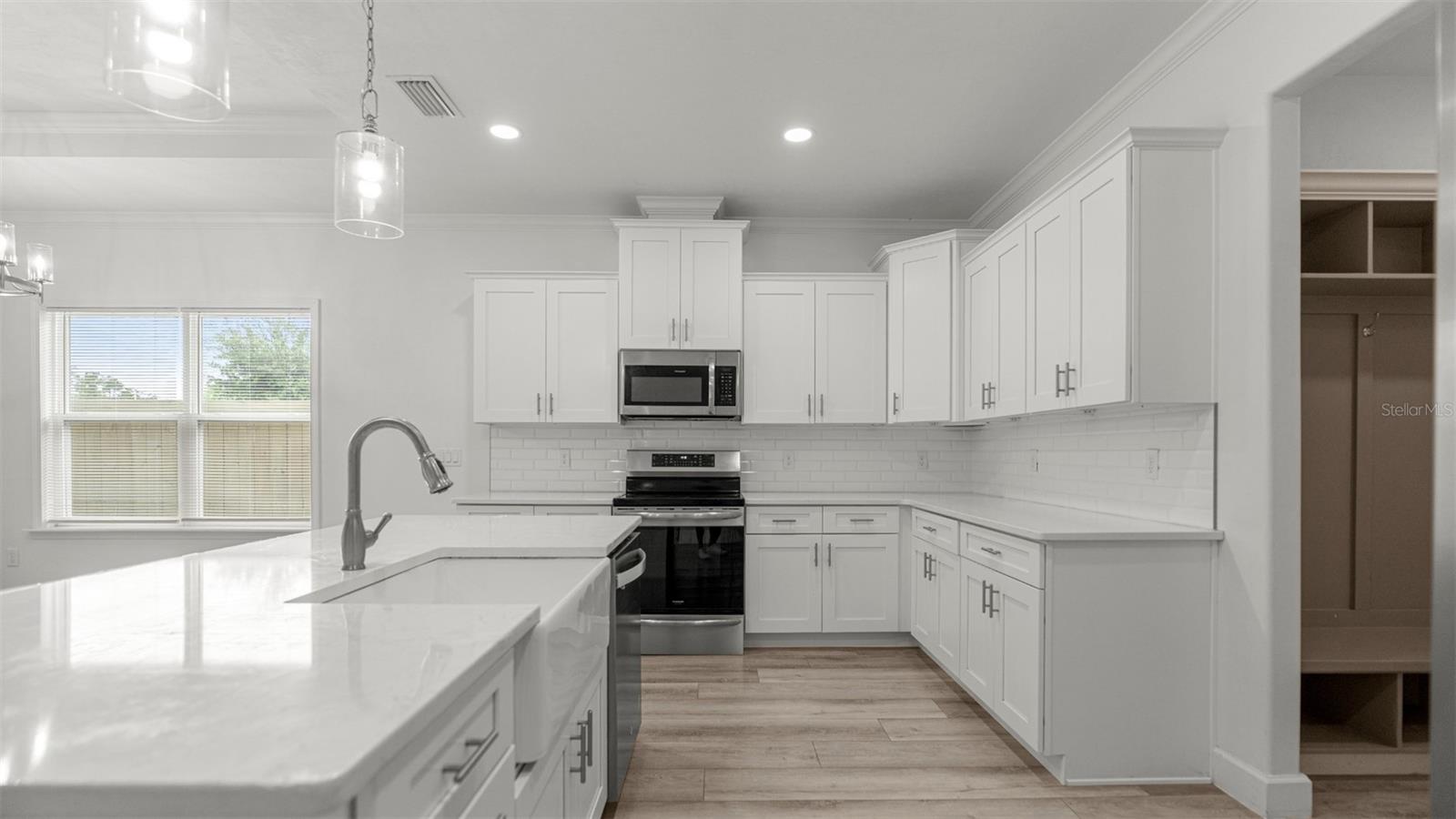 GRAND OAKS AT TOWER - Residential