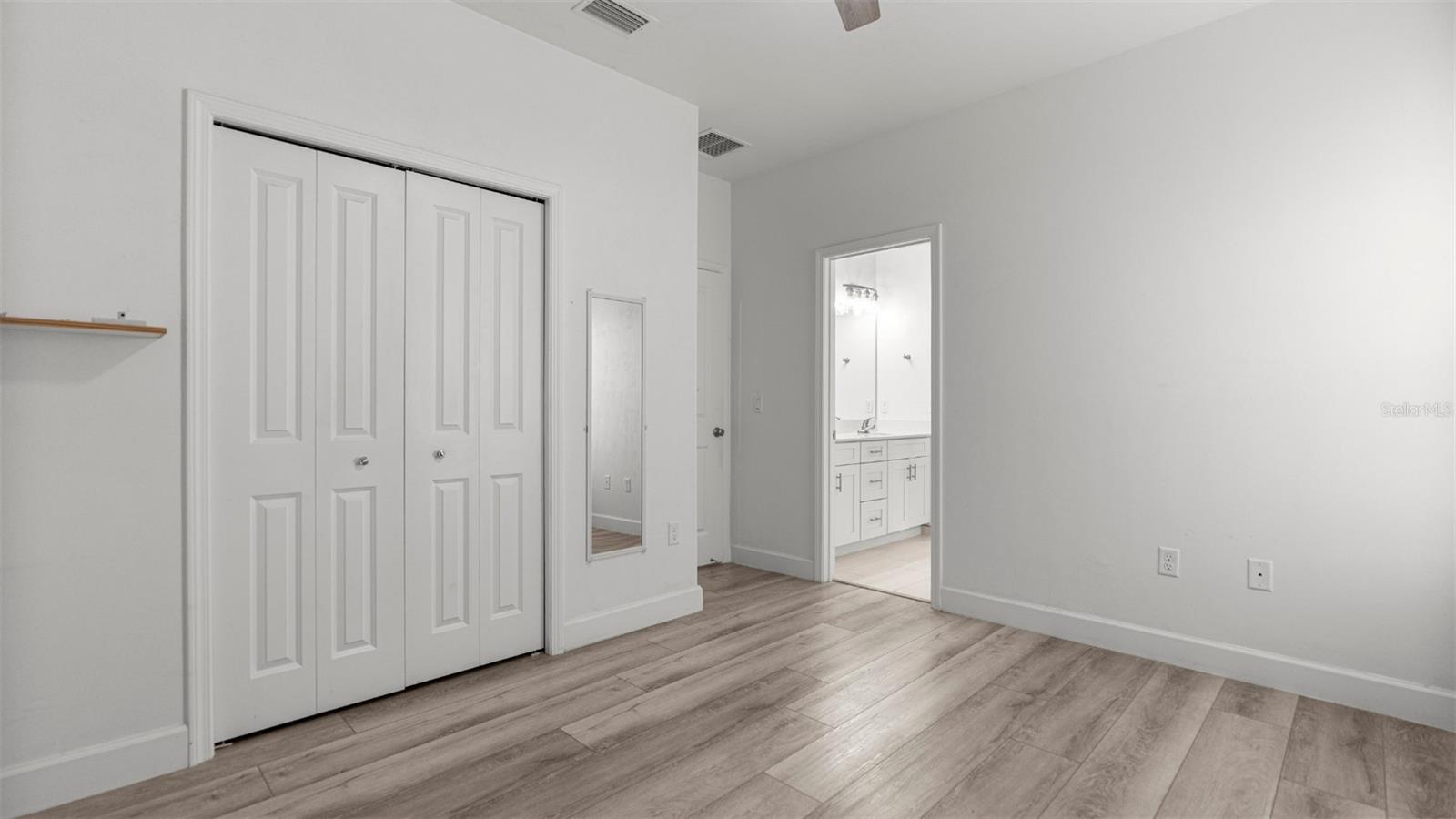 GRAND OAKS AT TOWER - Residential