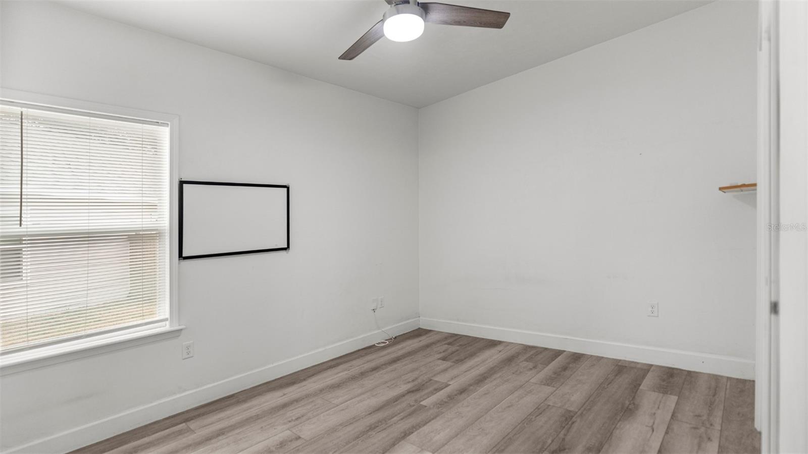 GRAND OAKS AT TOWER - Residential