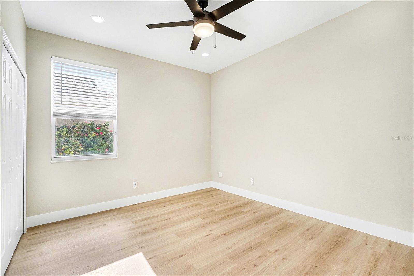 RIVERWOOD - Residential