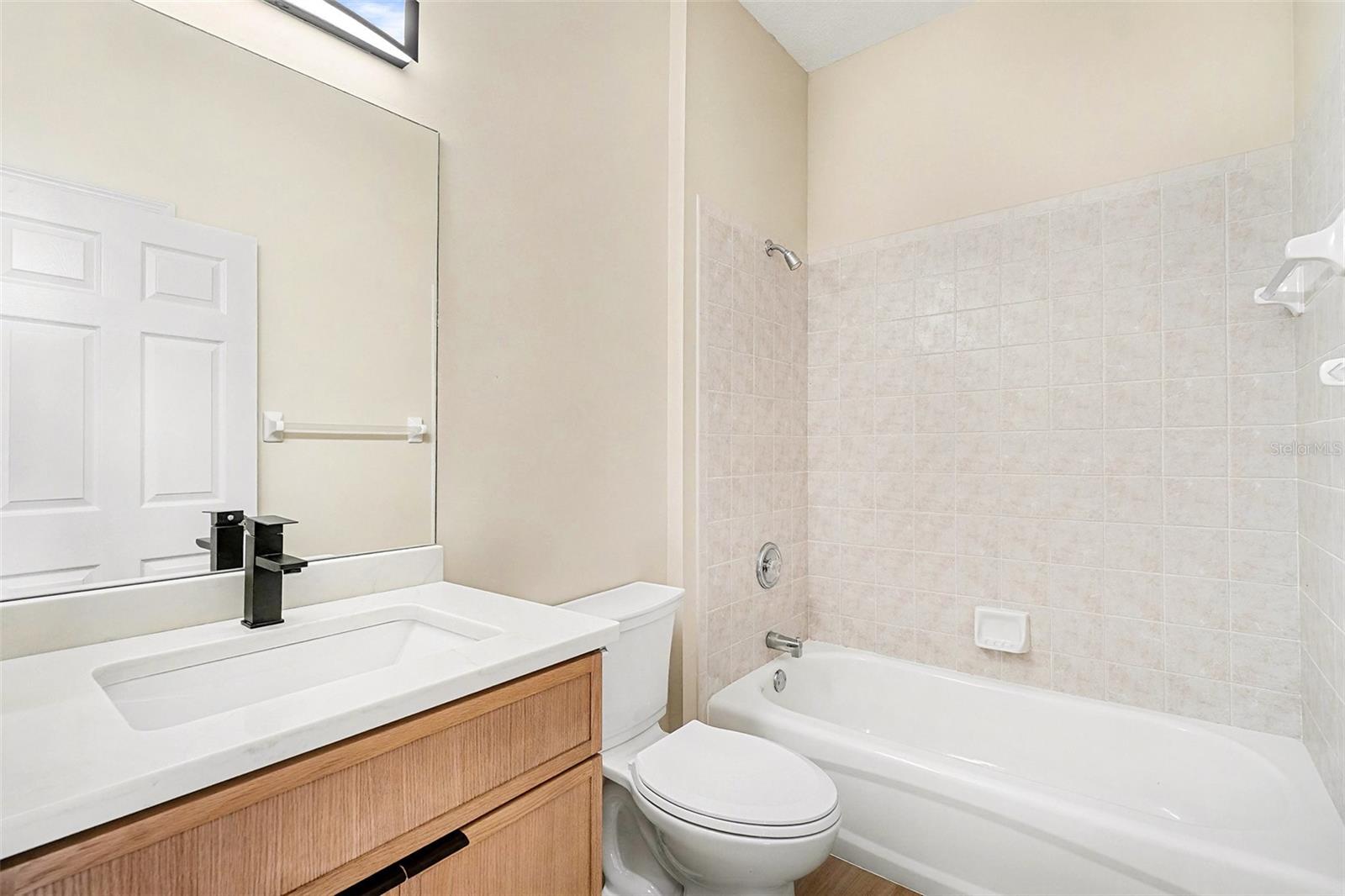 RIVERWOOD - Residential