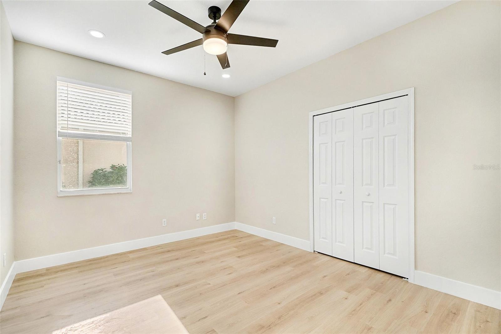 RIVERWOOD - Residential