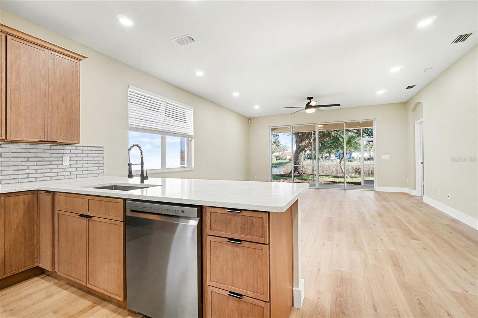 RIVERWOOD - Residential