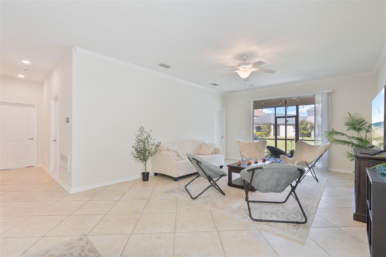 WINDEMERE SOUND PH 2 - Residential