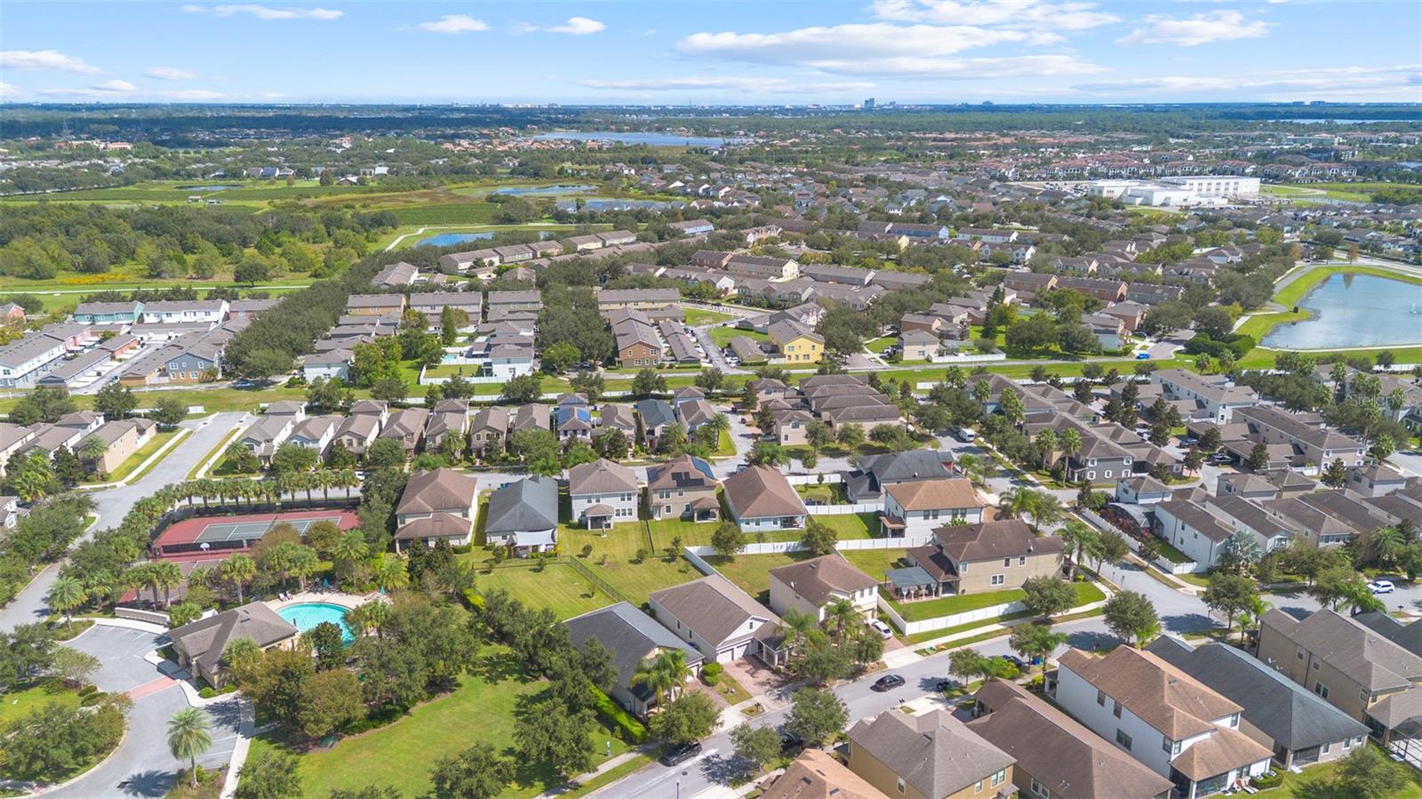 WINDEMERE SOUND PH 2 - Residential