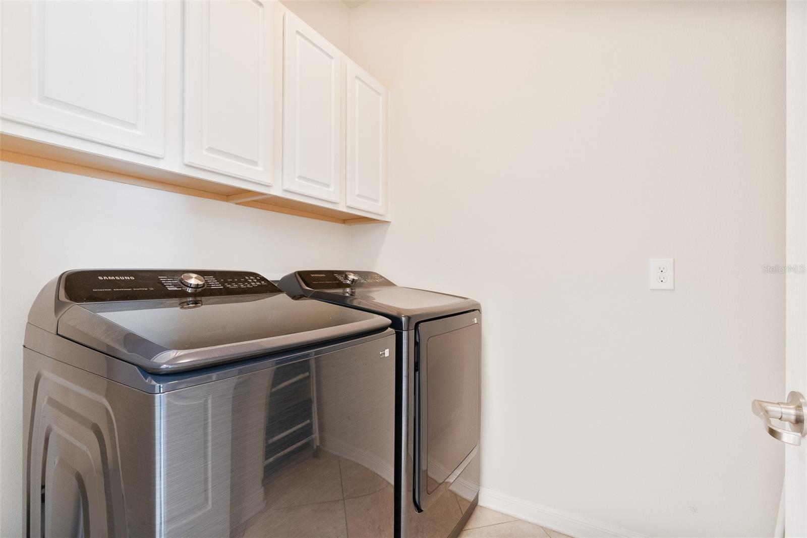 WINDEMERE SOUND PH 2 - Residential