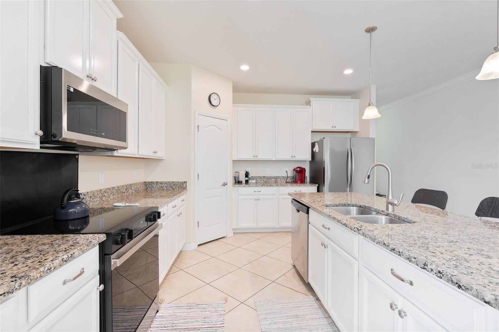 WINDEMERE SOUND PH 2 - Residential