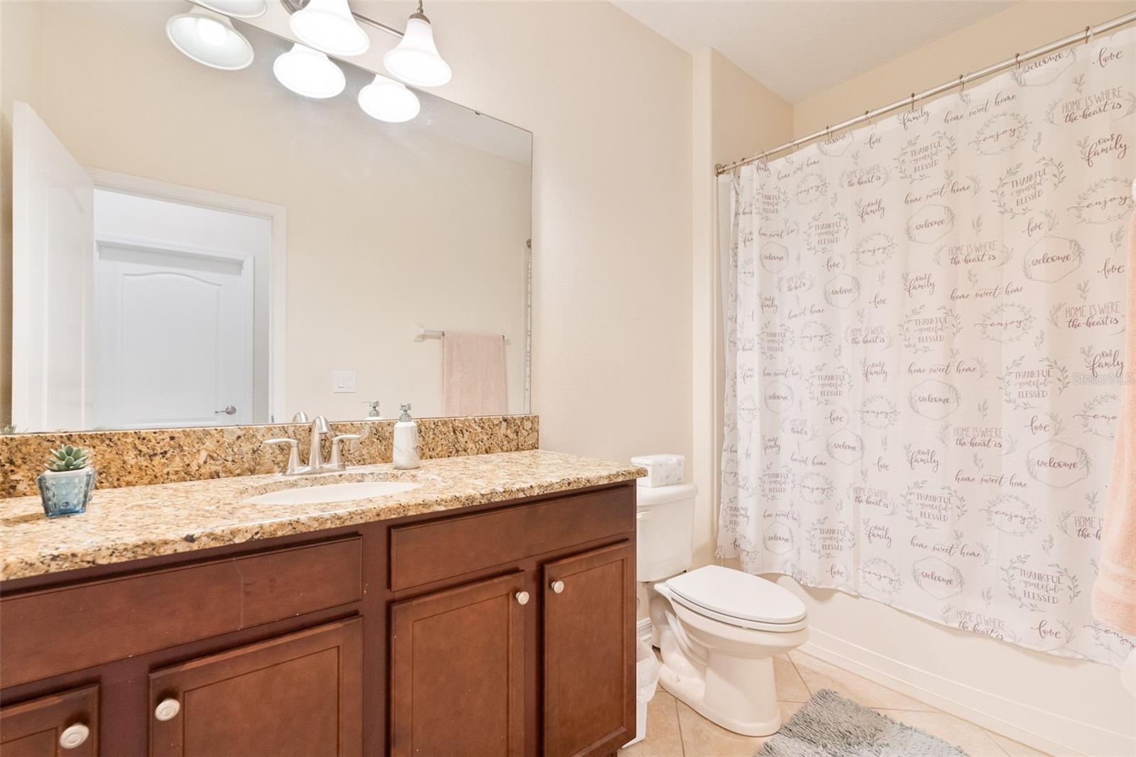 WINDEMERE SOUND PH 2 - Residential