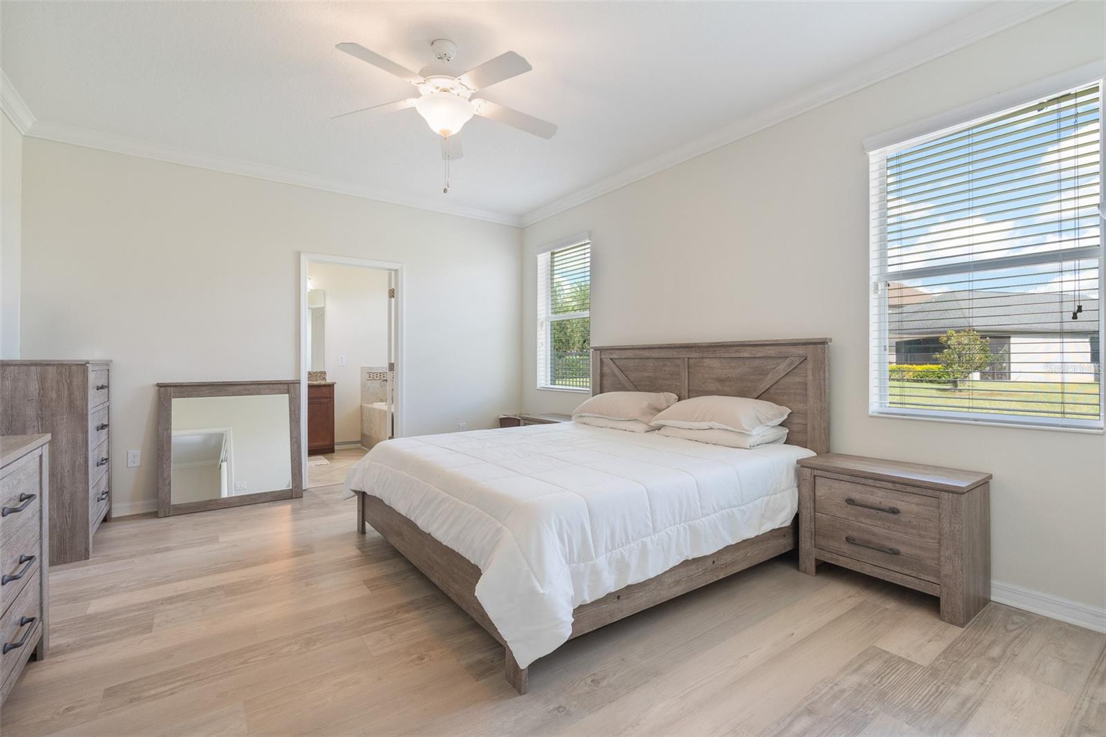 WINDEMERE SOUND PH 2 - Residential