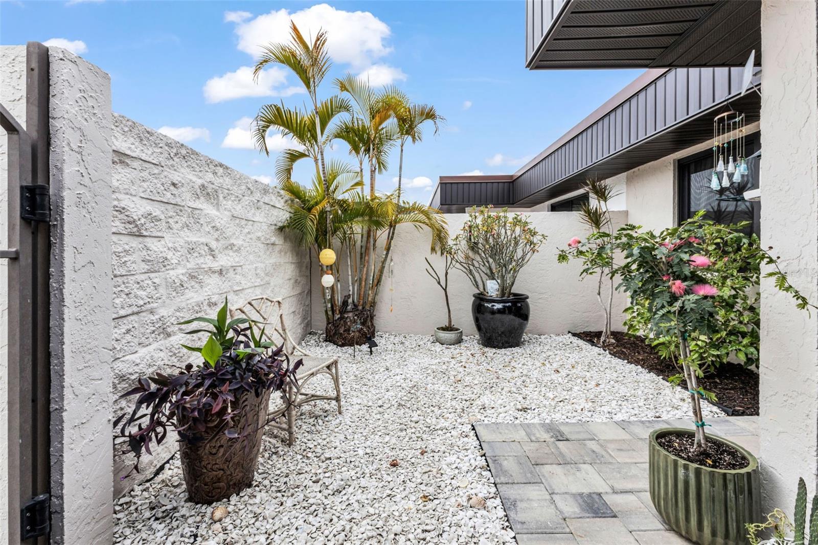 CEDARWOOD TERRACE BLDG 04 - Residential