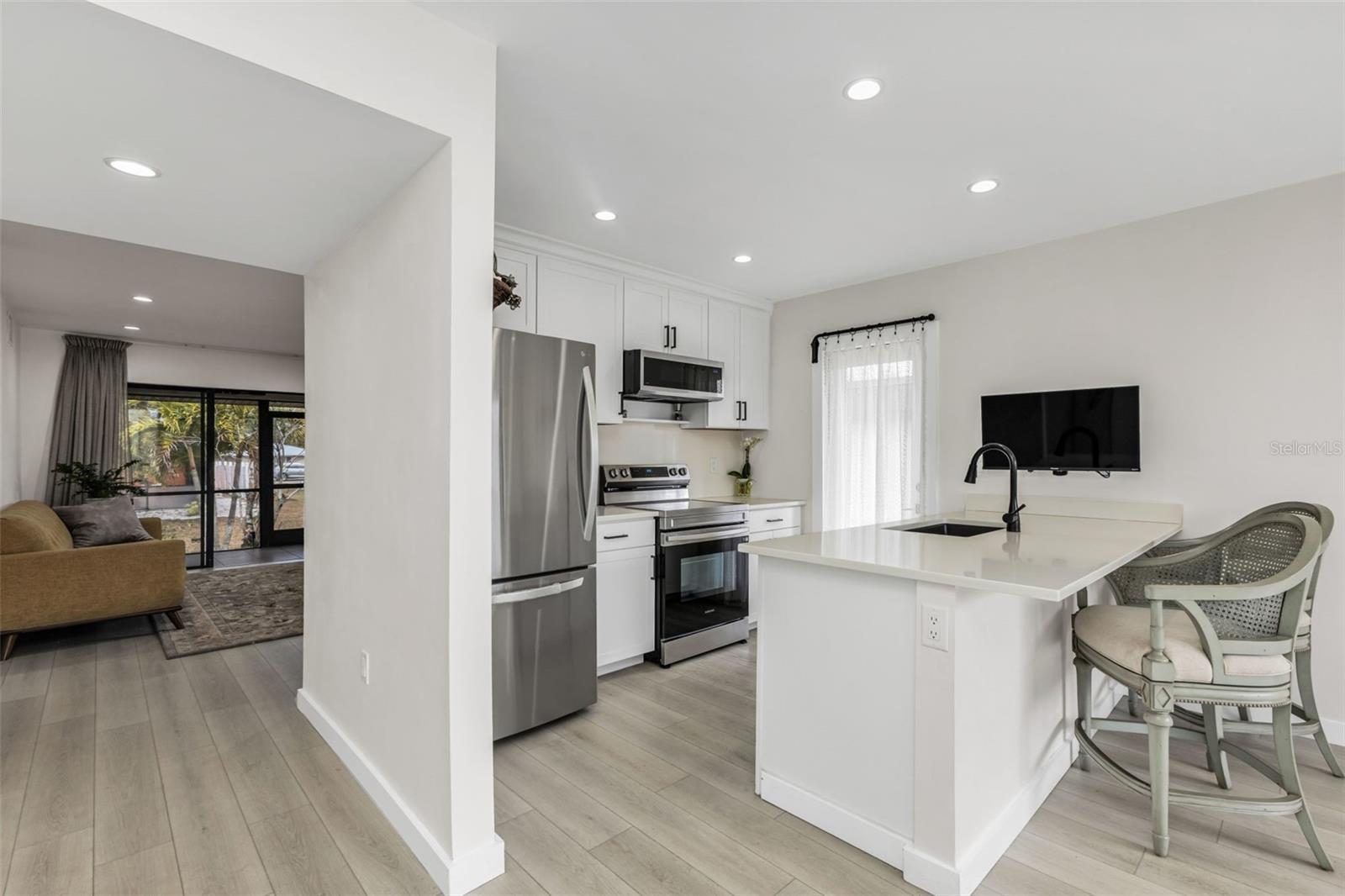 CEDARWOOD TERRACE BLDG 04 - Residential