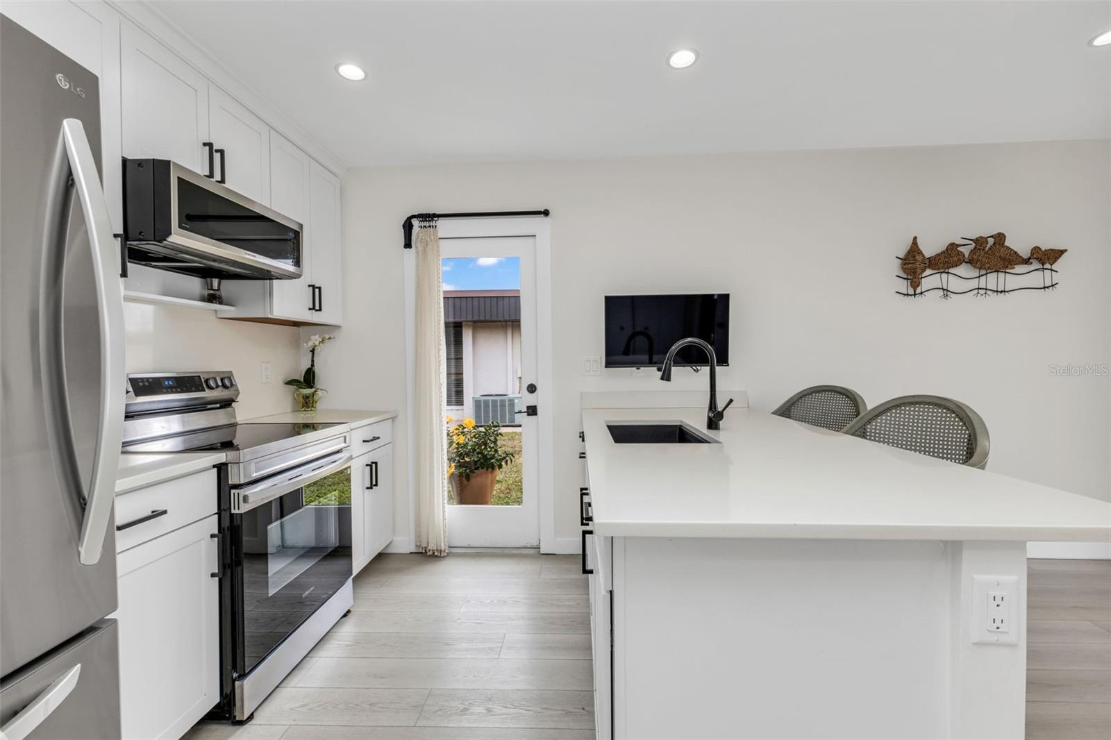 CEDARWOOD TERRACE BLDG 04 - Residential