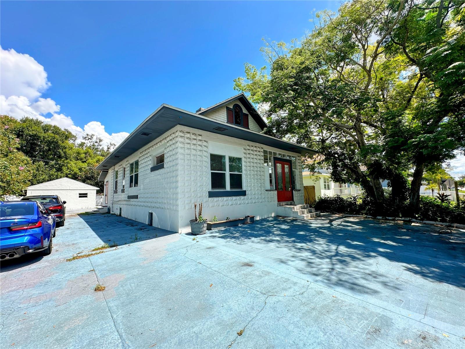 MAC FARLANE PARK - Residential Income