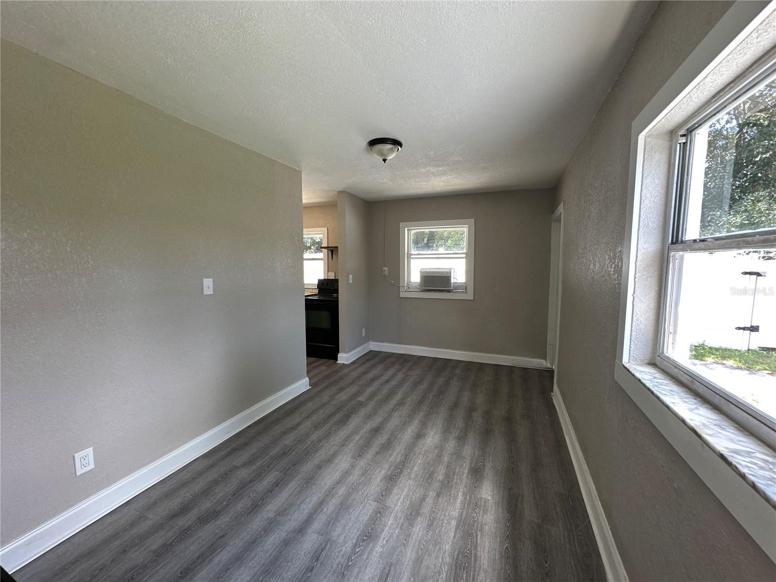 MAC FARLANE PARK - Residential Income