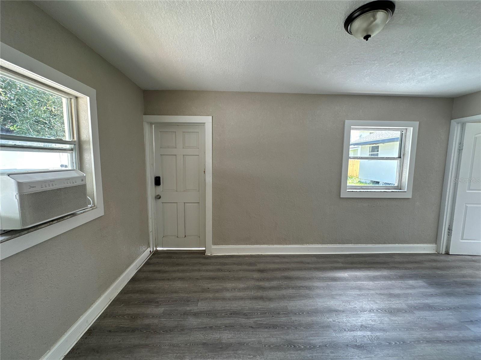 MAC FARLANE PARK - Residential Income