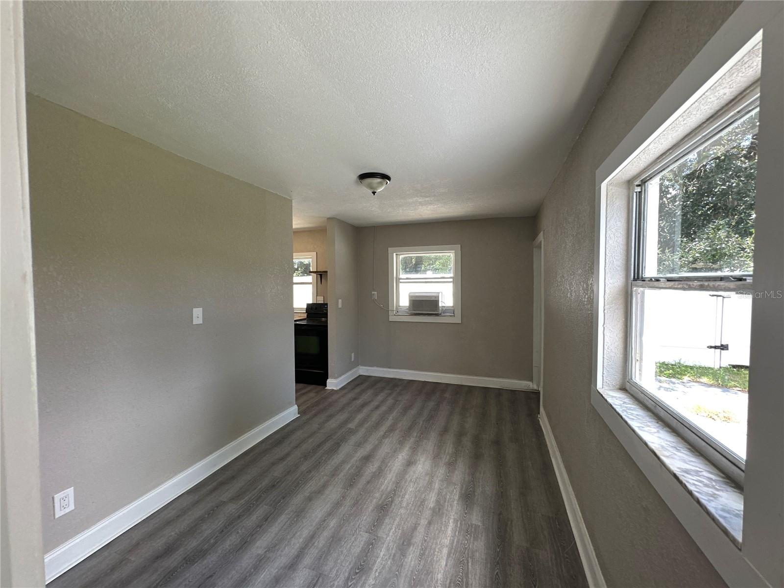MAC FARLANE PARK - Residential Income