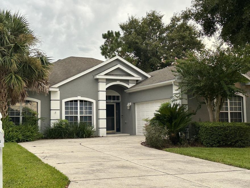 This very popular St Laurent model home is in Kings Ridge 55+ gated community. It has 3 rooms and 2 bathrooms. Back screen patio has a beautiful Golf course view and gorgeous sunset views every afternoon. Kings Ridge is a golf community located in the rolling hills of Clermont, FL. 

It's time to enjoy the Royal life style in the multi-million $$ clubhouse with 3 heated pools, spas, saunas, steam rooms, tennis & pickle ball courts, billiards, basketball court, shuffle board, theater for shows and parties, Bingo nights, cards and galore clubs to enjoy . It's like living in a 5 star community, Rent includes: lawn care, internet, TV & landline, maintenance of roads and outside painting of home every 6 years. 

Take your golf cart to the Kings Ridge Plaza where you can do your Publix shopping, banking, or dine out. Approximately 30 minutes to Disney Parks or Universal Studios.