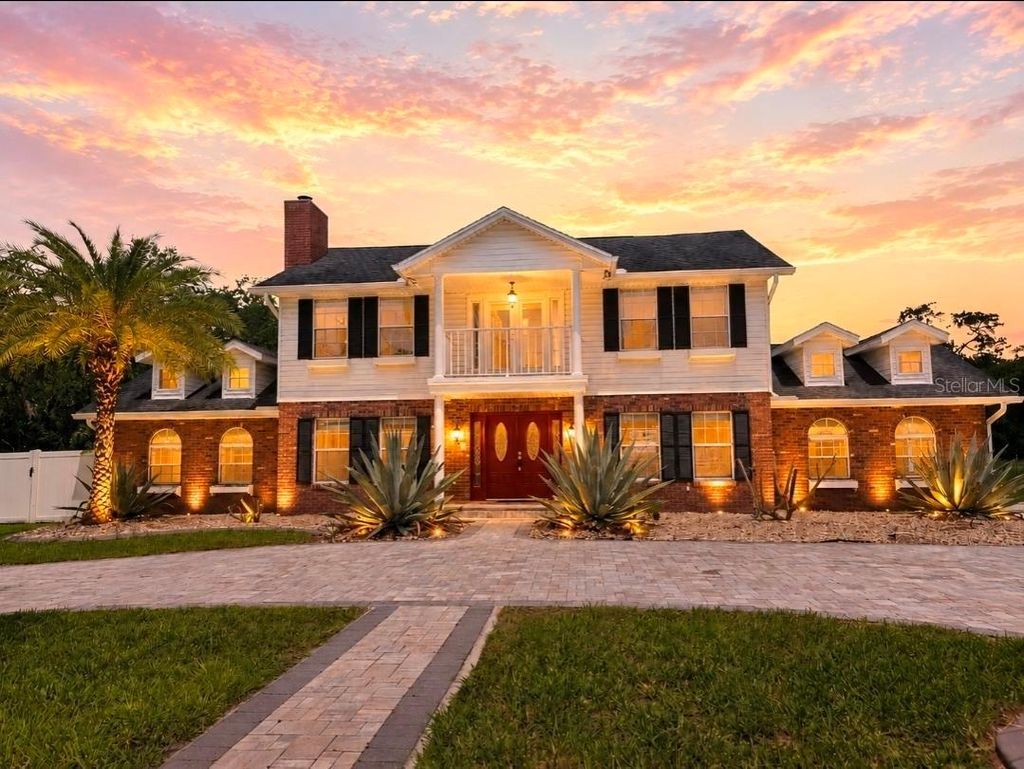 Photo of 1845 Tanglewood Drive, Kissimmee, FL 34746 (MLS # S5150370)