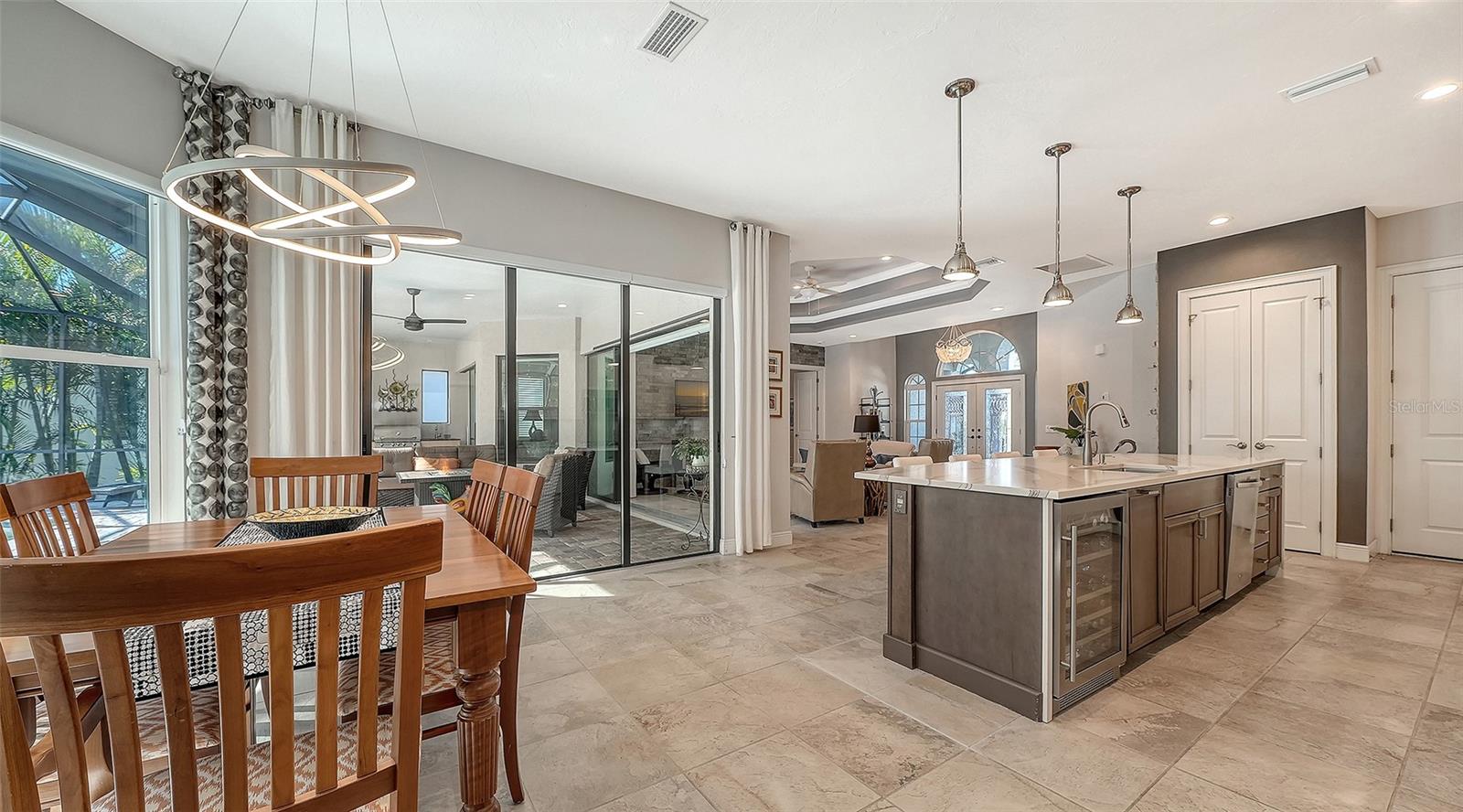 BLACKBURN RIDGE - Residential