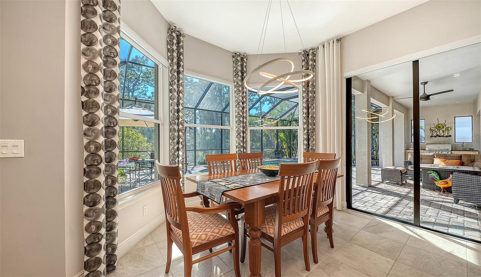 BLACKBURN RIDGE - Residential