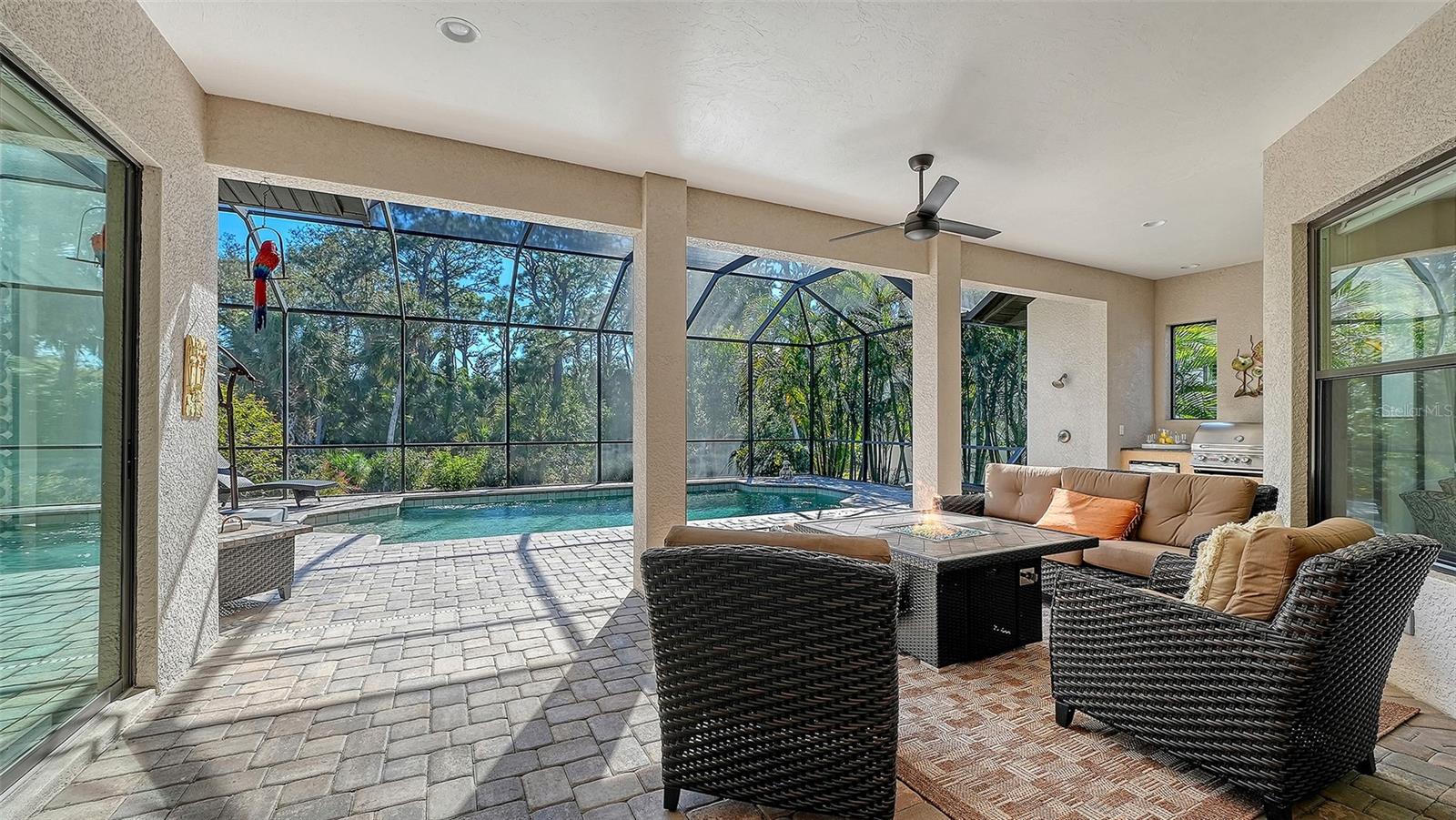 BLACKBURN RIDGE - Residential