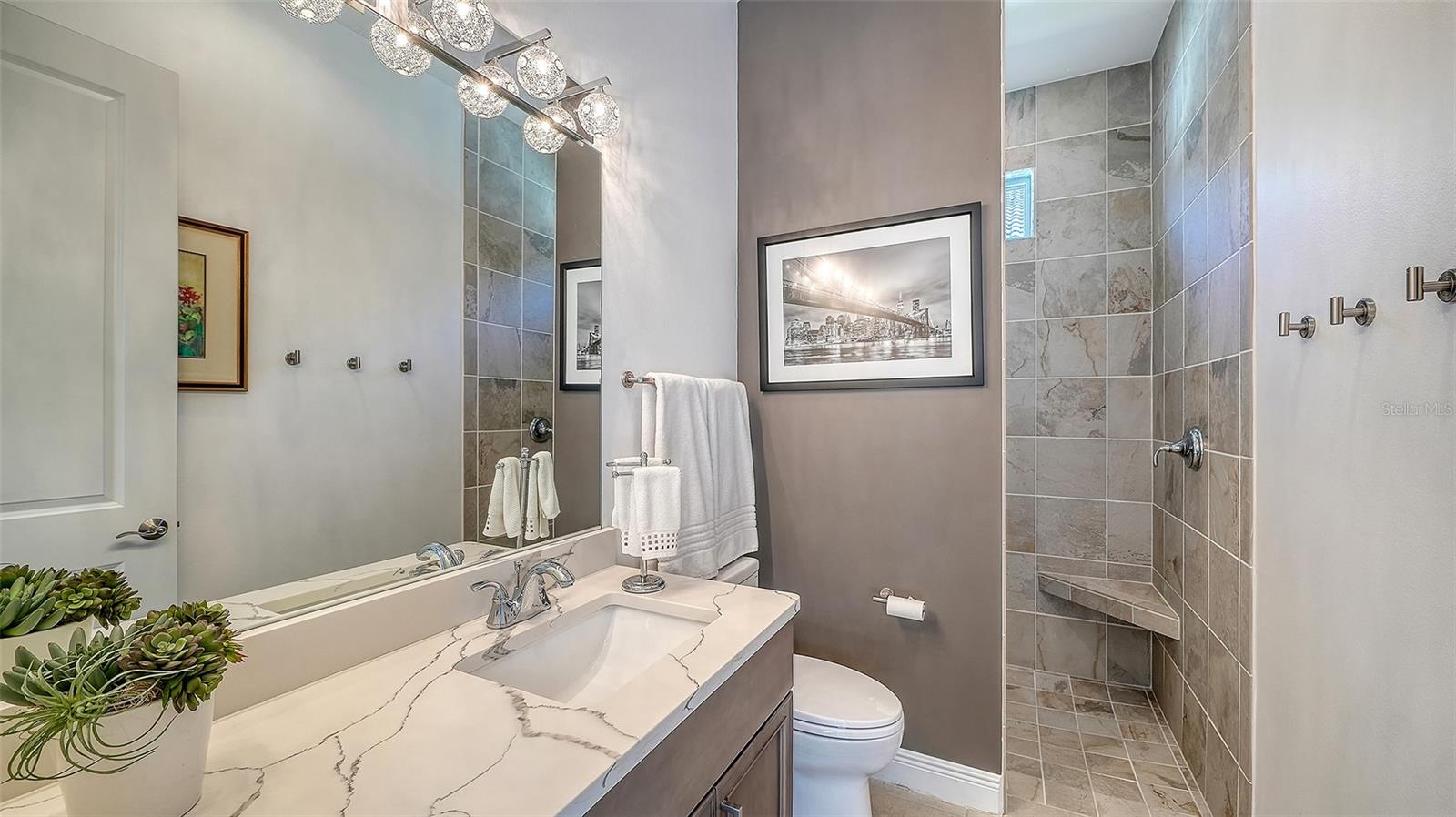 BLACKBURN RIDGE - Residential