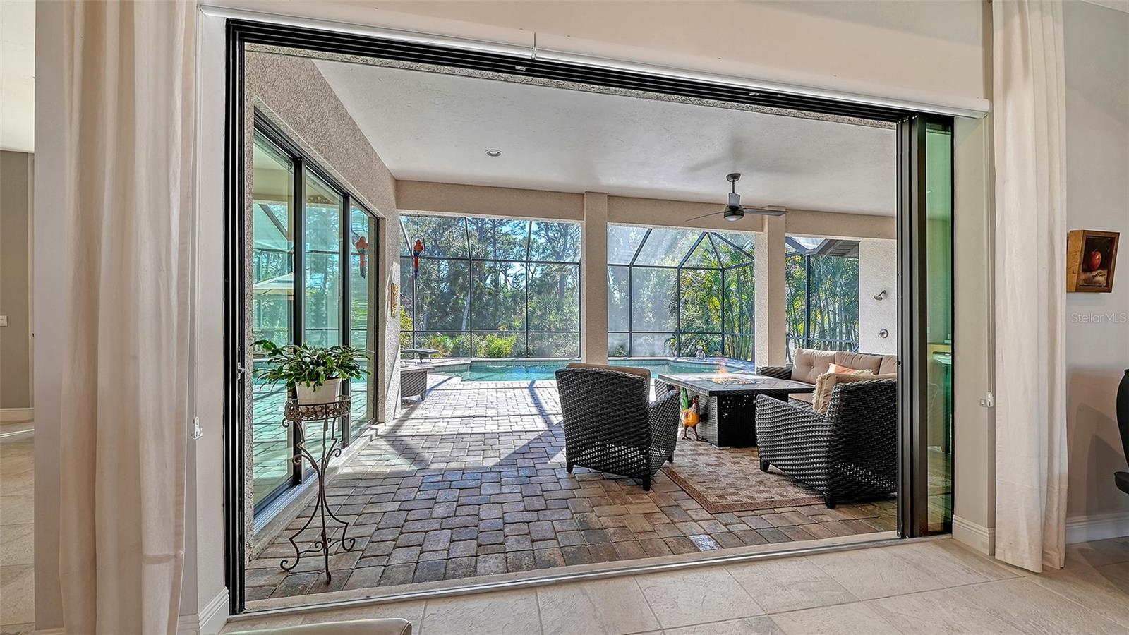 BLACKBURN RIDGE - Residential