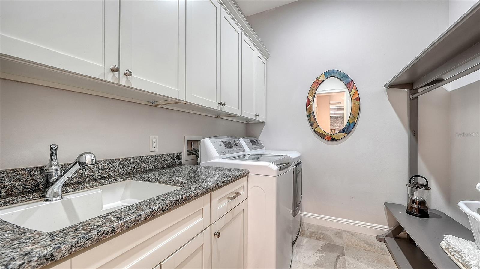 BLACKBURN RIDGE - Residential