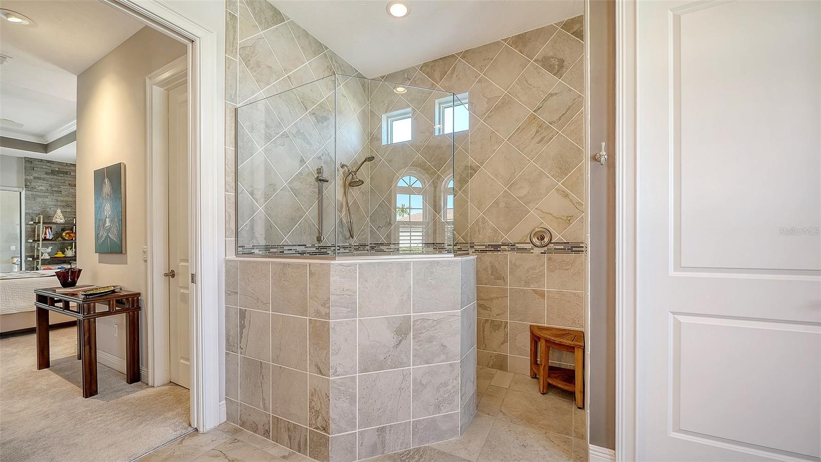 BLACKBURN RIDGE - Residential