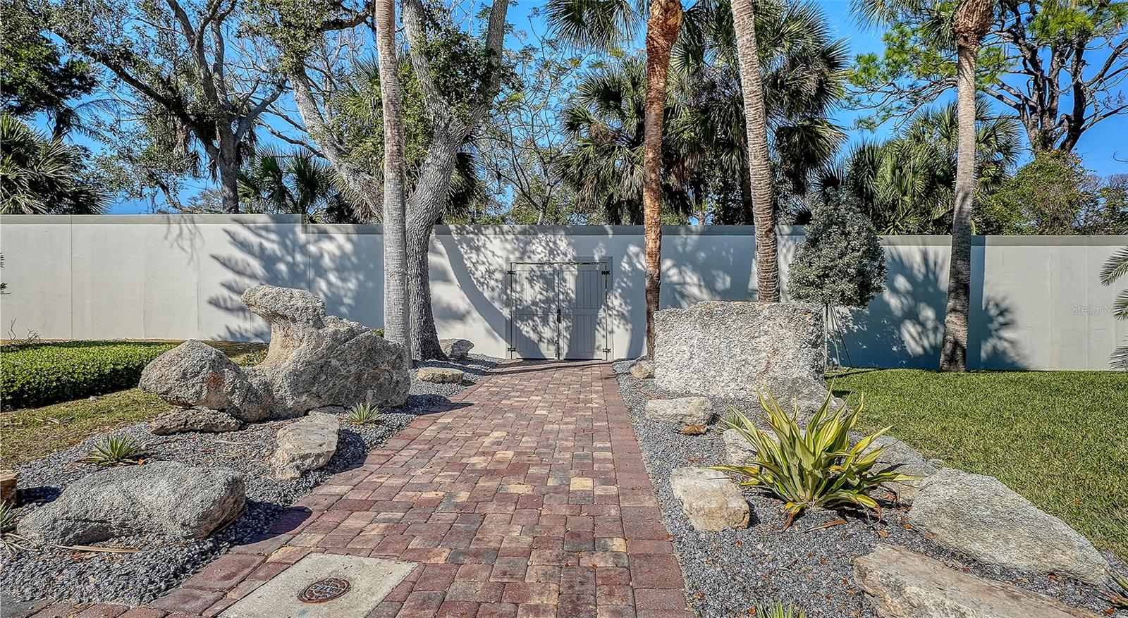 BLACKBURN RIDGE - Residential