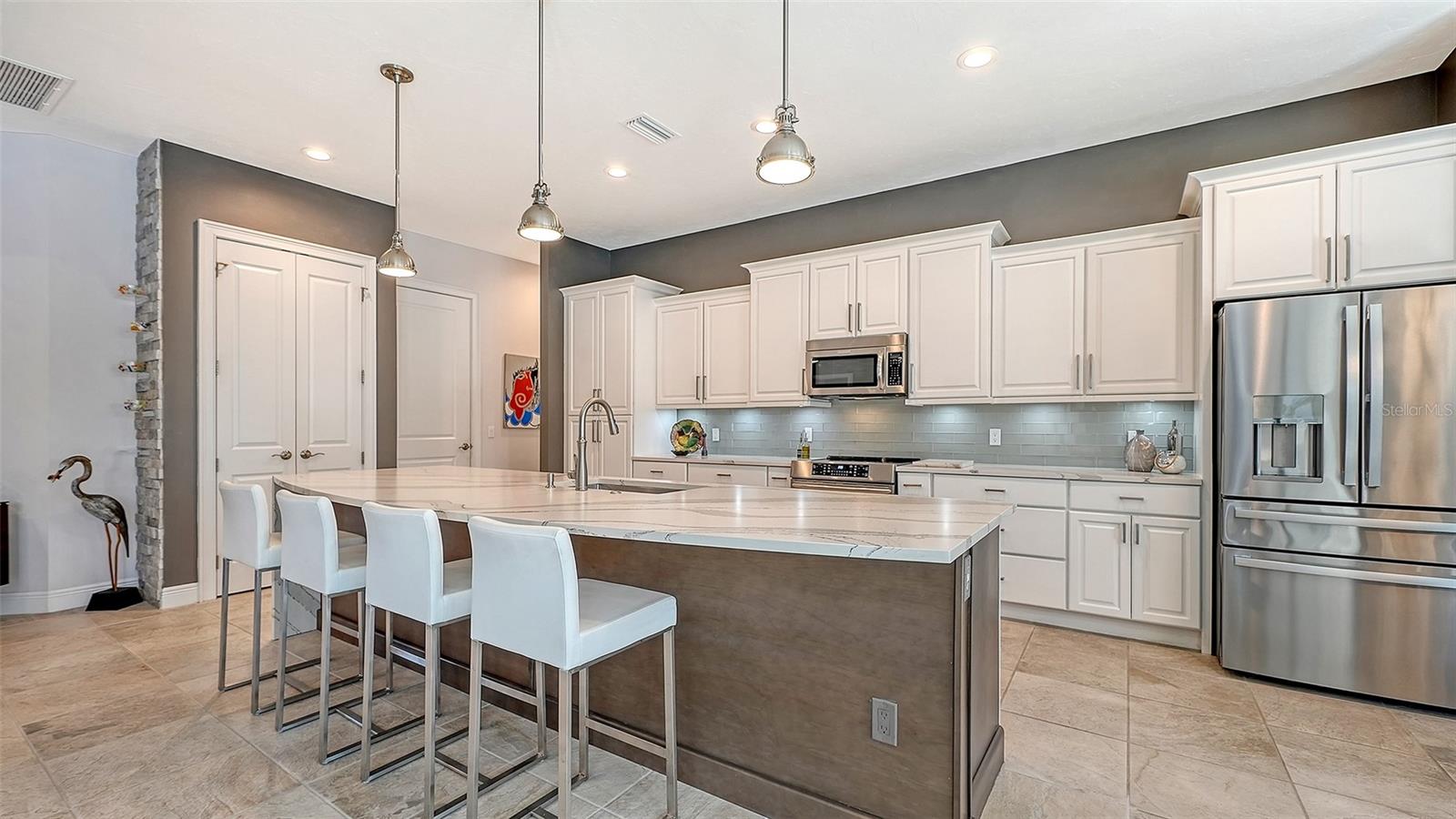 BLACKBURN RIDGE - Residential