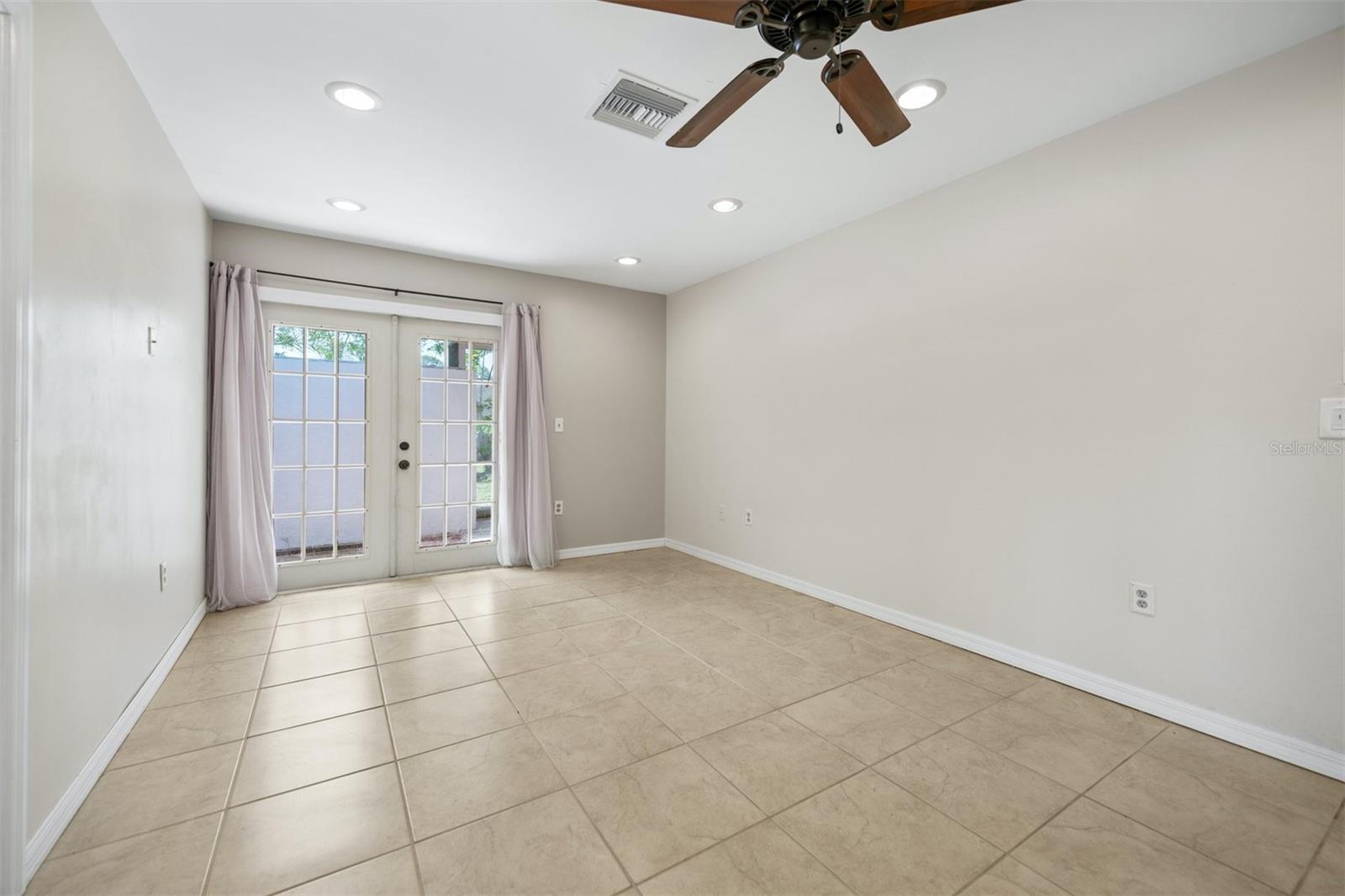 TAMARON - Residential