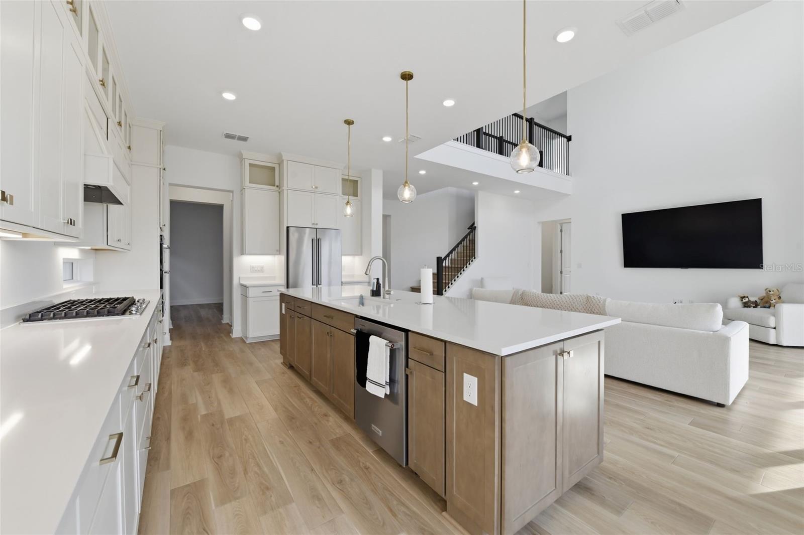 WATERSET WOLF CRK PH G1 & 30TH - Residential