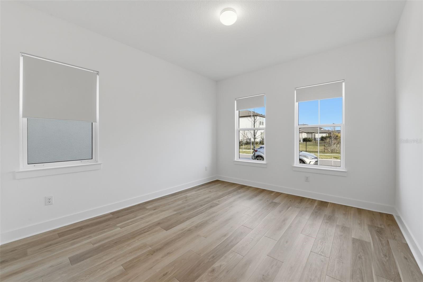 WATERSET WOLF CRK PH G1 & 30TH - Residential